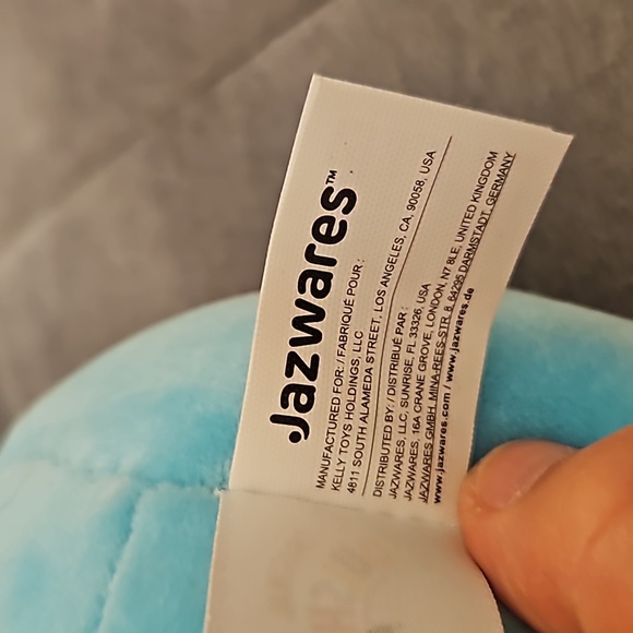 1/$6 or 2/$10 NWT 5 in. LEON the MONSTER Heart Eye V-Day 2023 Squishmallows - Picture 8 of 11